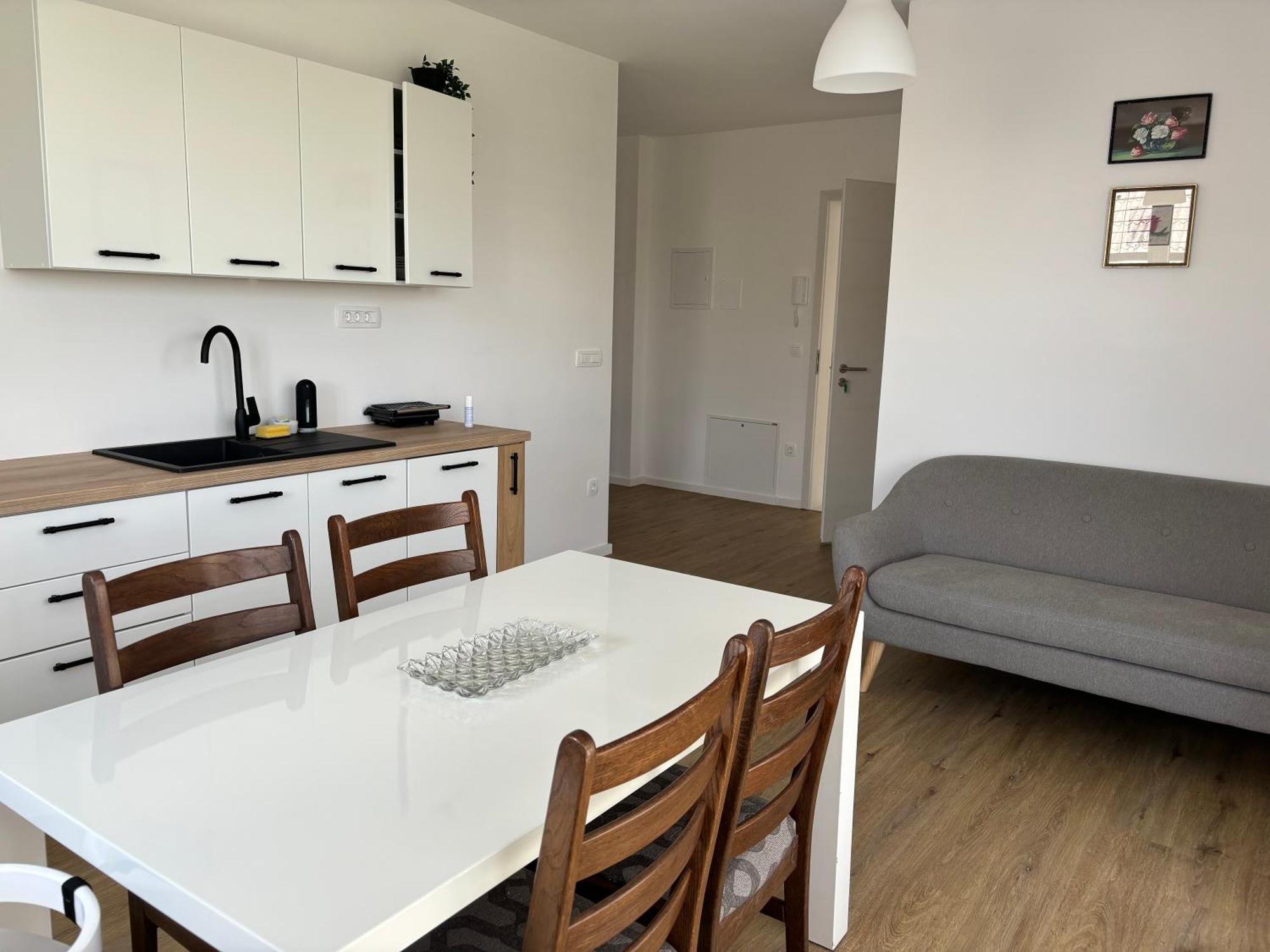 Apartmaji Cepon Любляна Екстериор снимка